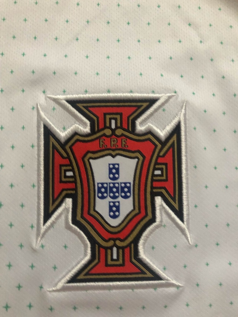 Selección de Portugal - Ninguno