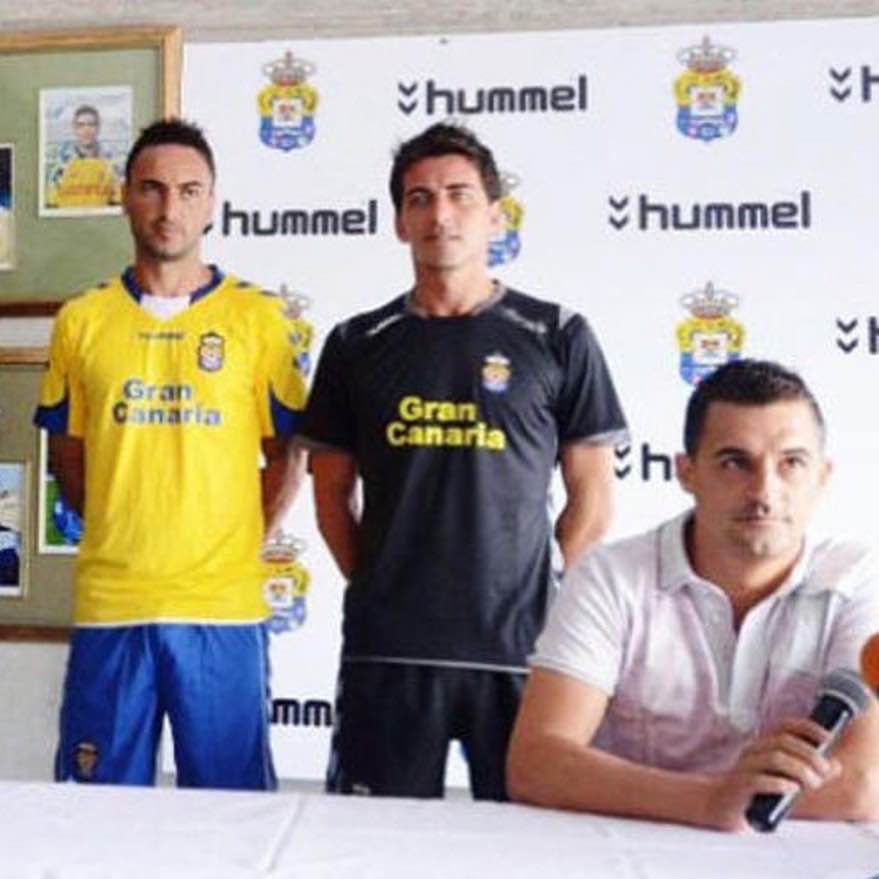 19 - Unión Deportiva Las Palmas - JAVI GUERRERO