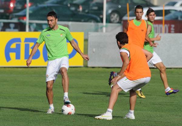11 - Real Betis Balompié - MOMO