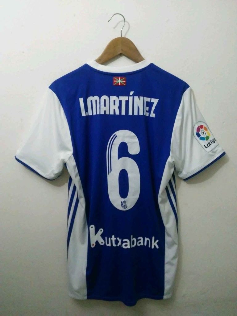 6 - Real Sociedad - Iñigo Martínez