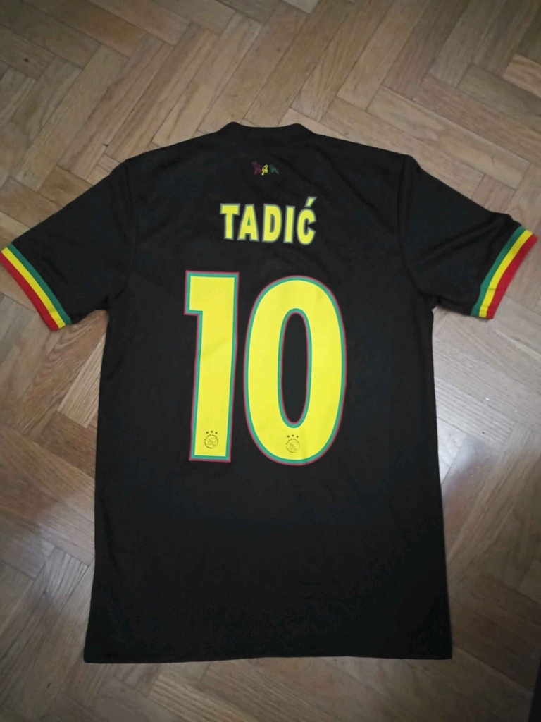 10 - Ajax de Amsterdam - Tadic