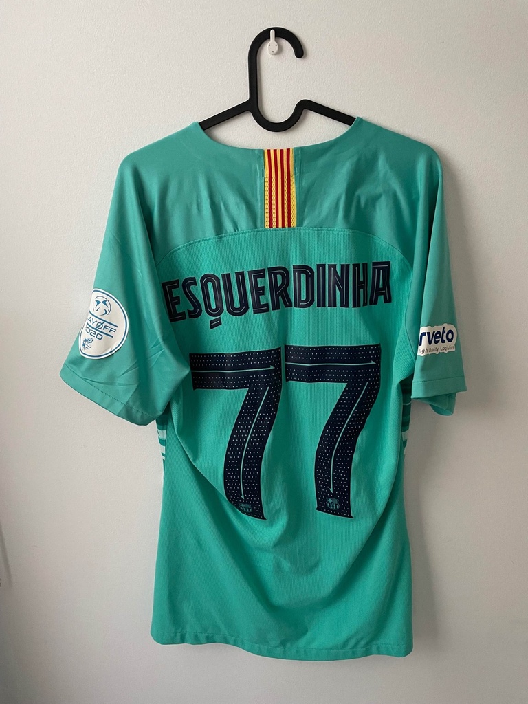 77 - Fc Barcelona - Esquerdinha