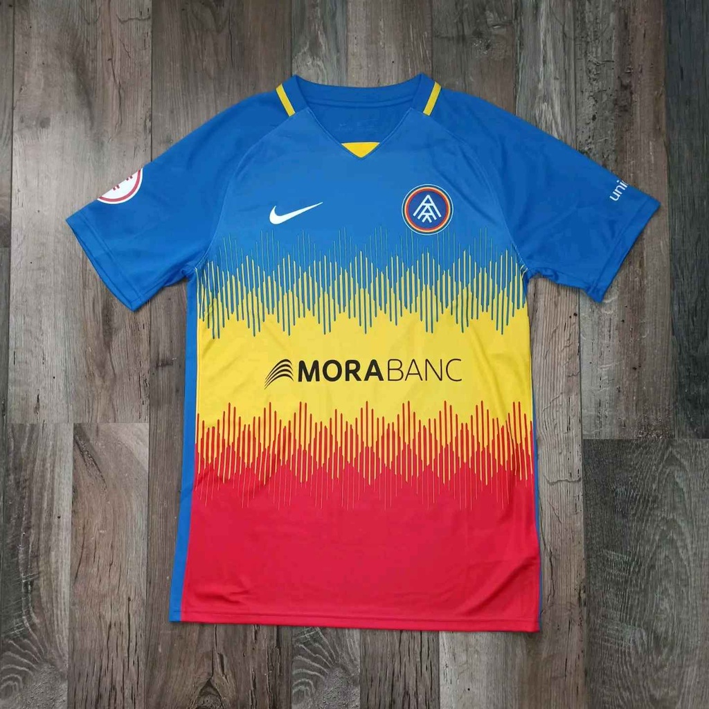 10 - Andorra - Carlos M.