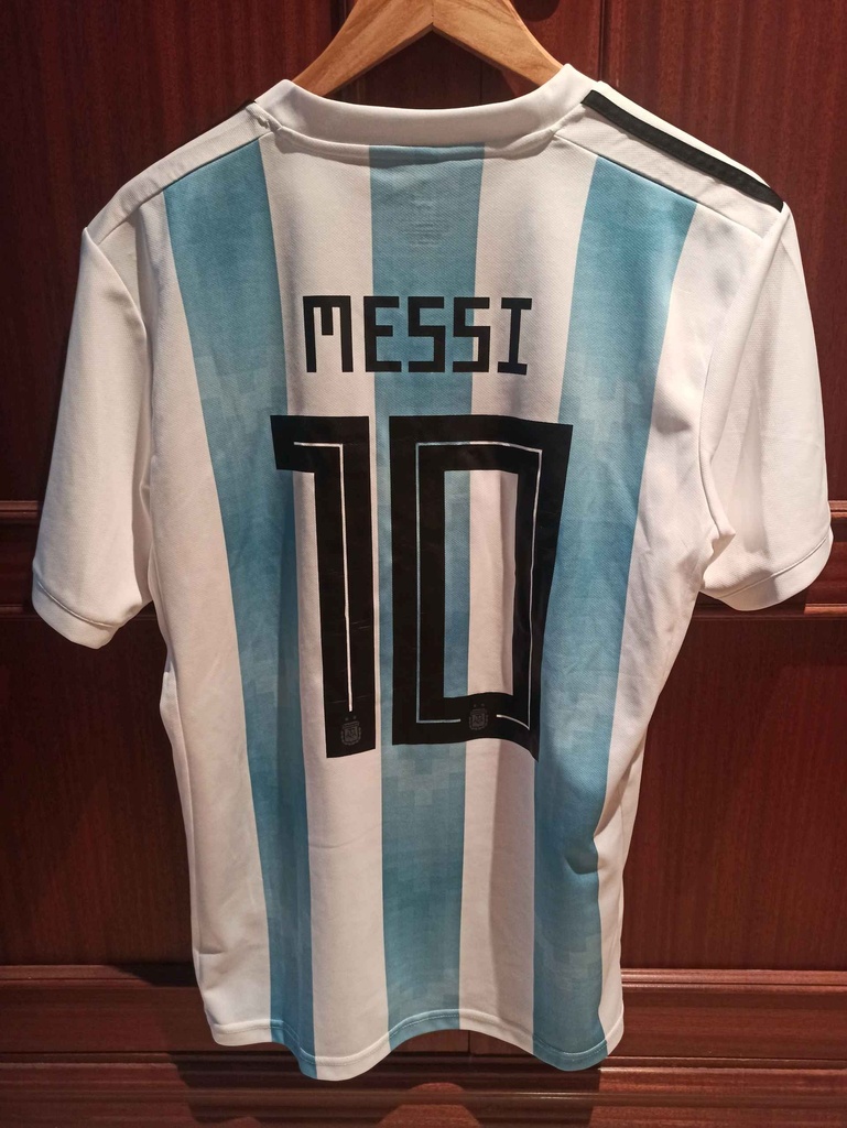 10 - Argentina - Messi