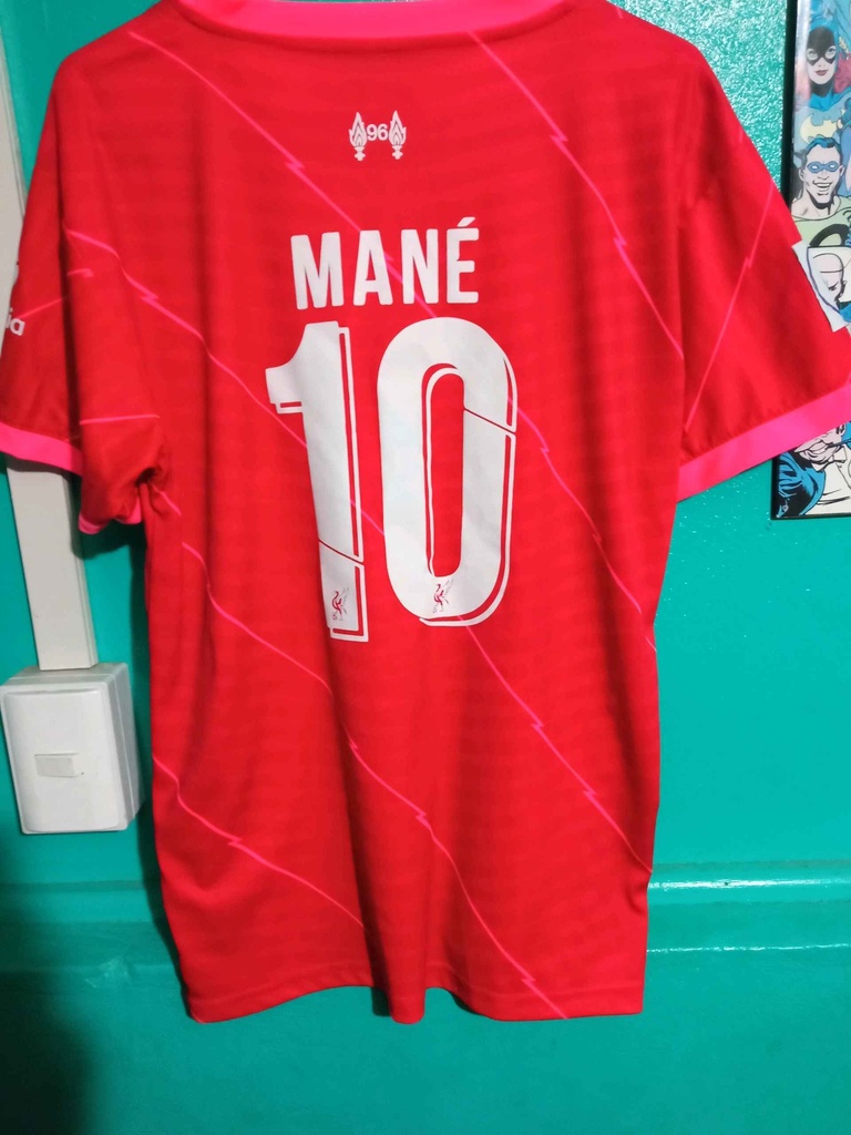 10 - Liverpool - MANÉ