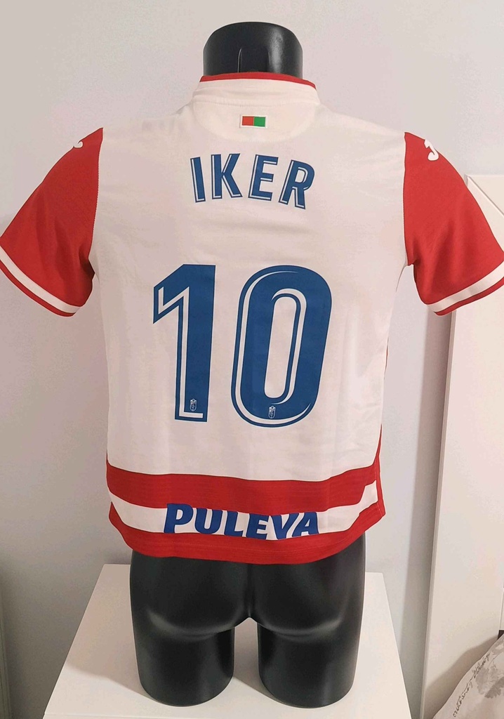 10 - Granada CF - Iker