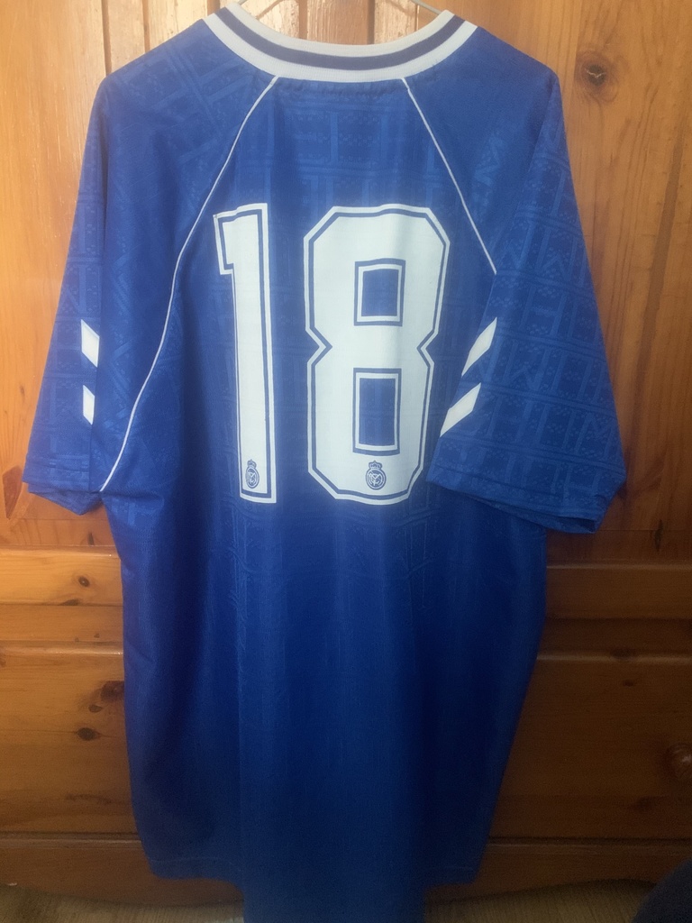 18 - Real Madrid - No