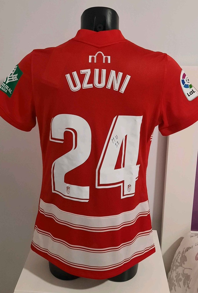 24 - Granada CF - Uzuni