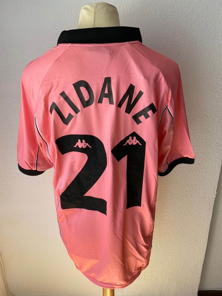21 - Juventus - Zidane