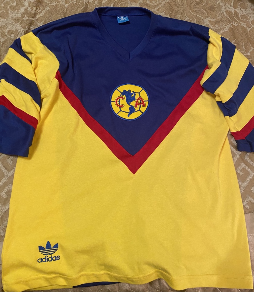 17 - Club America - Zague