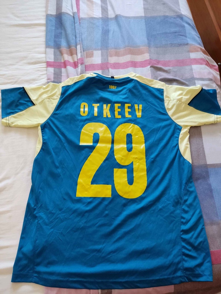 29 - Football Club Dordoi Bishkek (Дордой Бишкек Футбол Клубу) - Otkeev