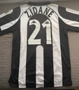 21 - Juventus - Zidane