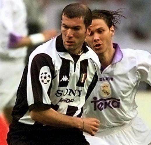 21 - Juventus - Zidane