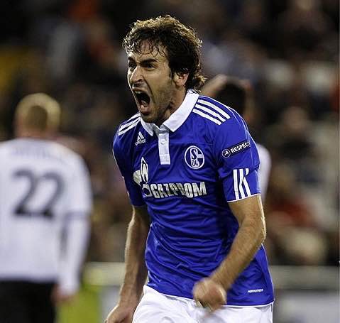 7 - Schalke 04 - Raúl