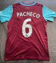 6 - West Ham - Pacheco