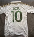10 - Real Madrid - Özil