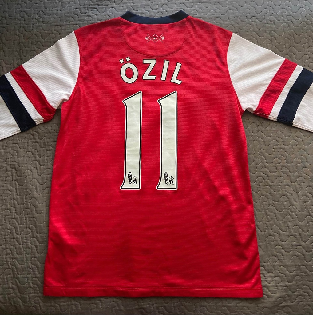 11 - Arsenal - Özil