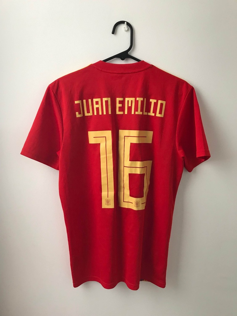 16 - Selección española - Juan Emilio