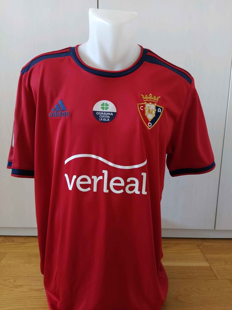 28 - Osasuna - Javi Martínez