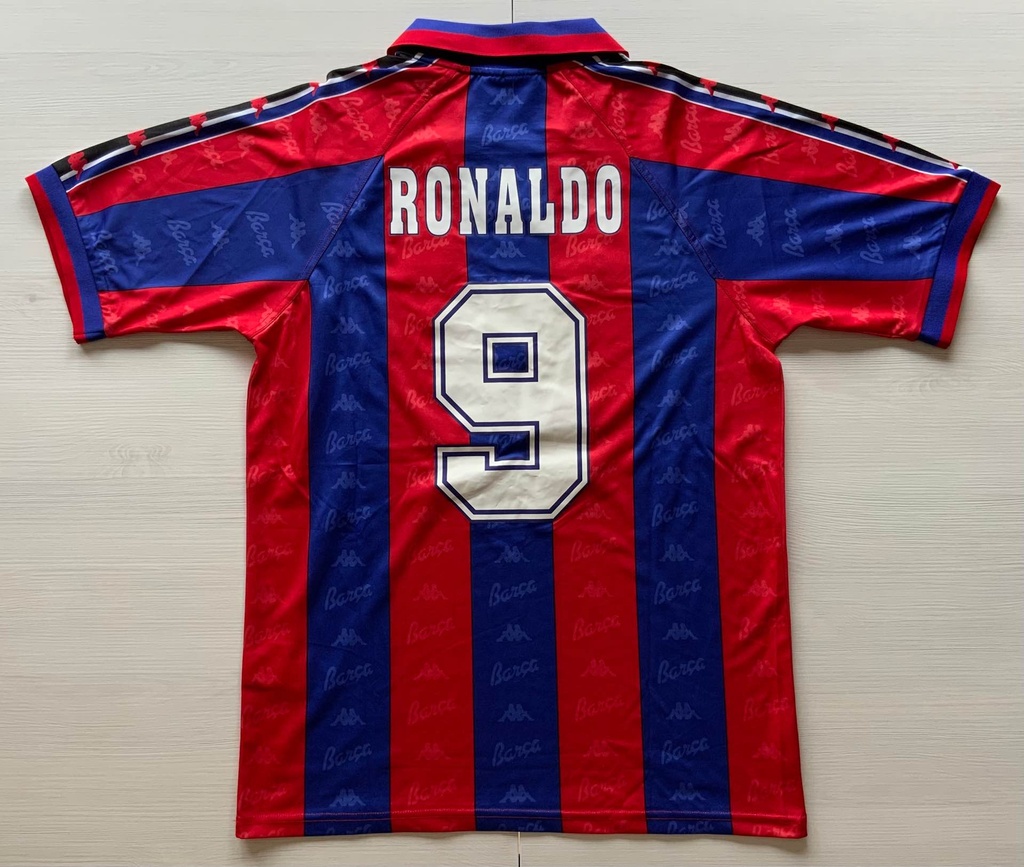 9 - FC Barcelona - RONALDO