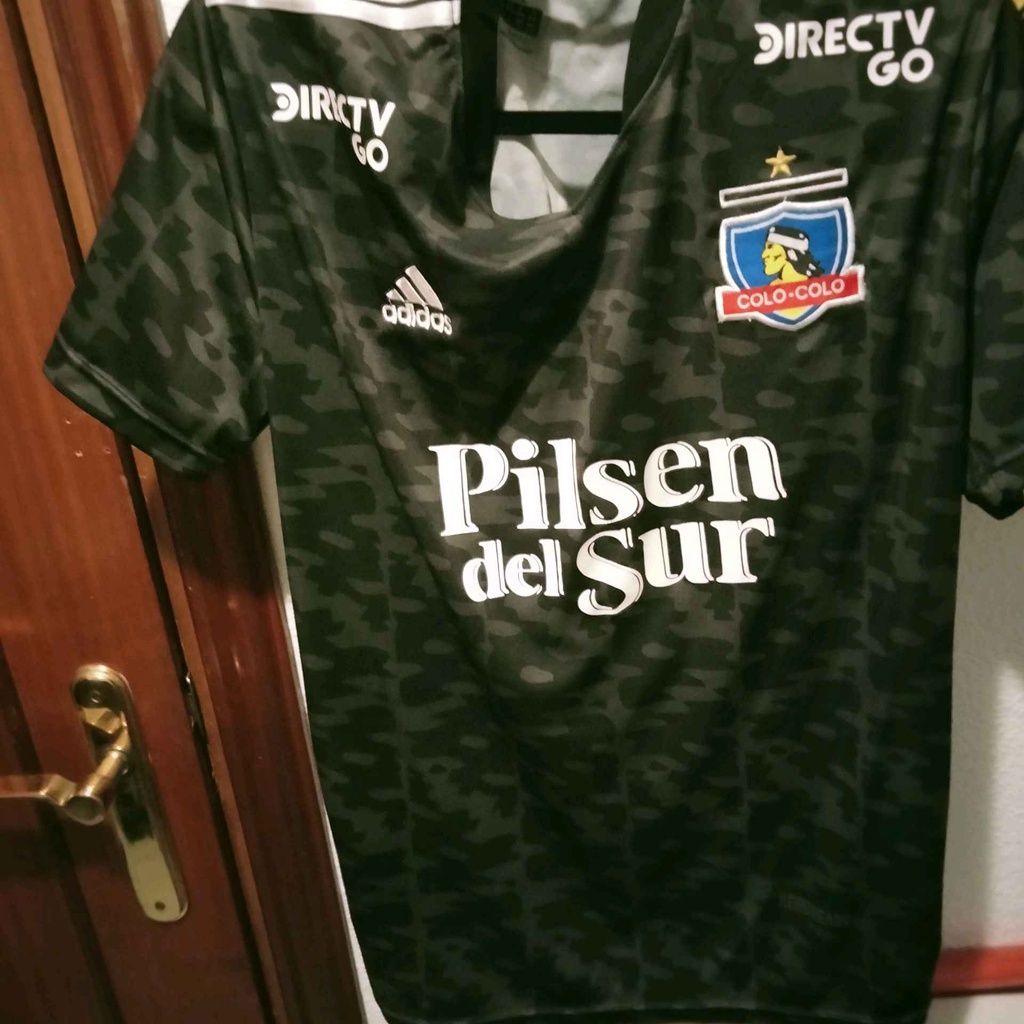Camiseta sin nombre