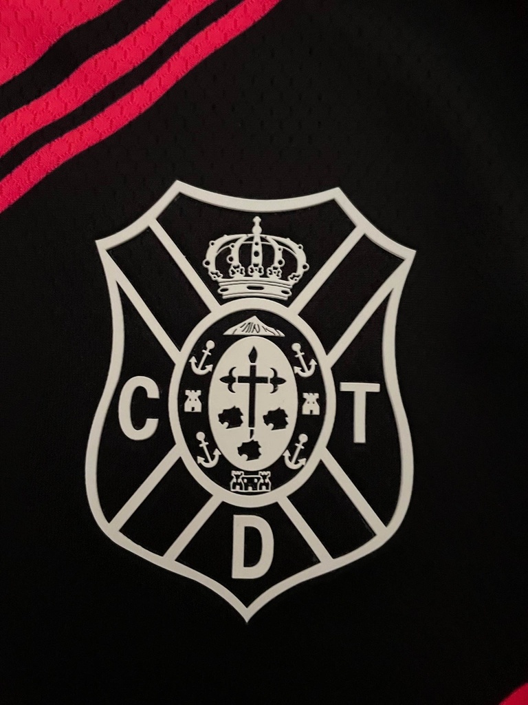 8 - Club Deportivo Tenerife - JAVI ALONSO