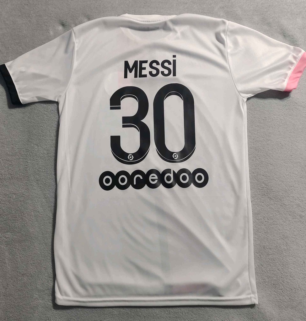 30 - PSG - Messi