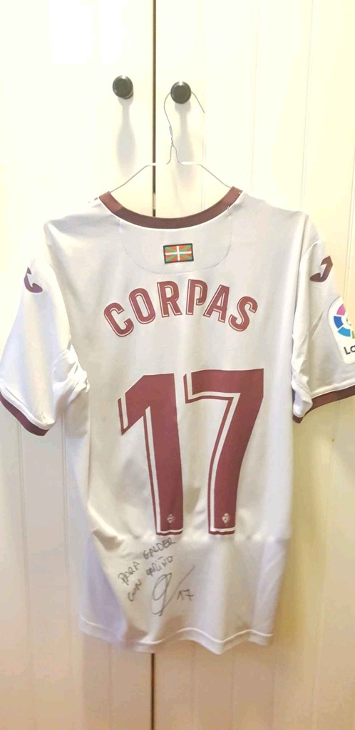 17 - S. D. Eibar - Corpas