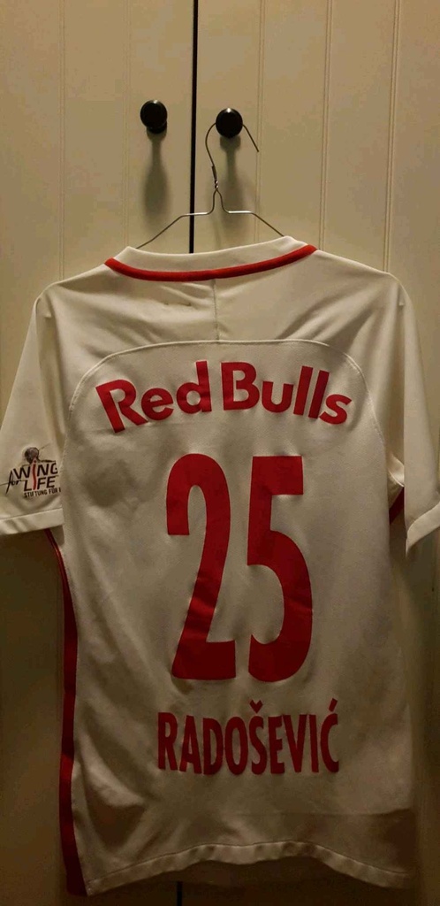 25 - R.B. Salzburgo - Radosevic