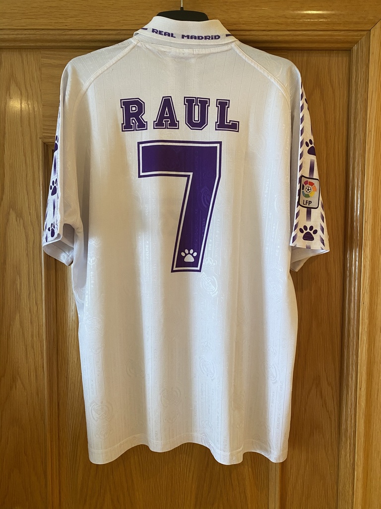 7 - Real Madrid - Raul