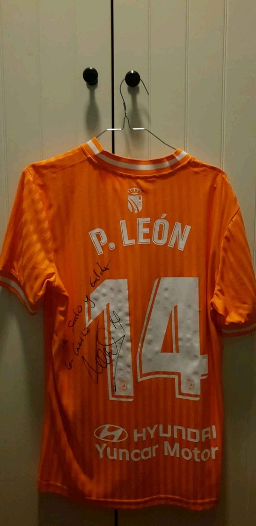 14 - C. F. Fuenlabrada - P. Leon