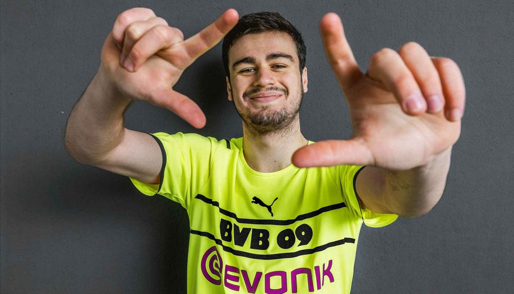 7 - Borussia Dortmund - Reyna