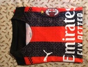 Camiseta sin nombre
