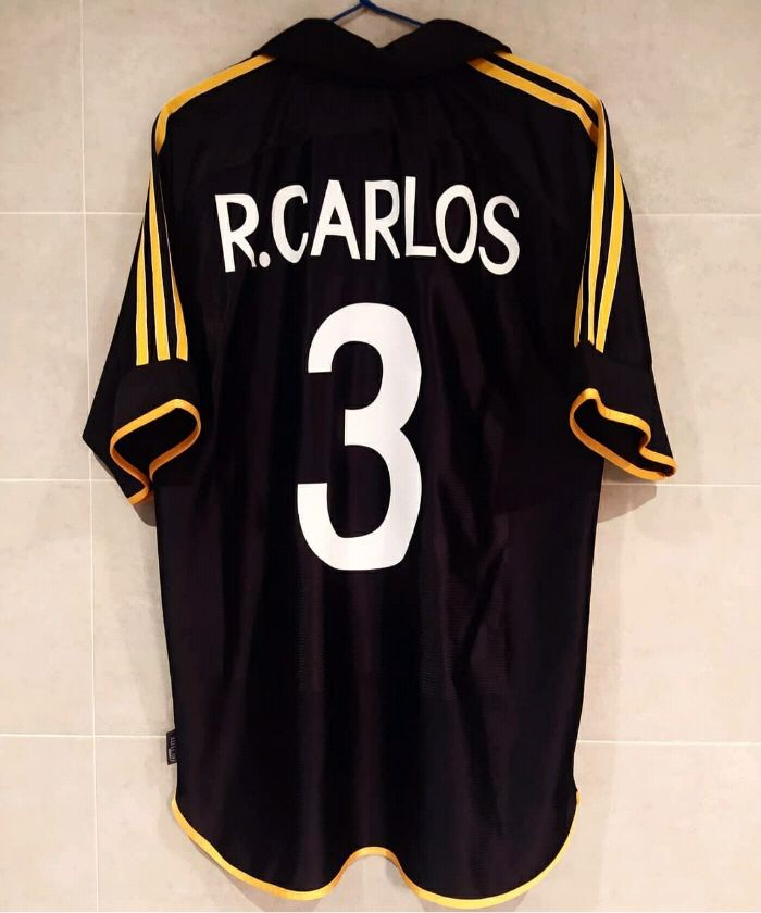 3 - Real Madrid CF - R.Carlos