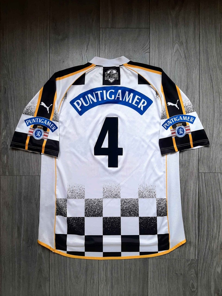 4 - SK Sturm Graz