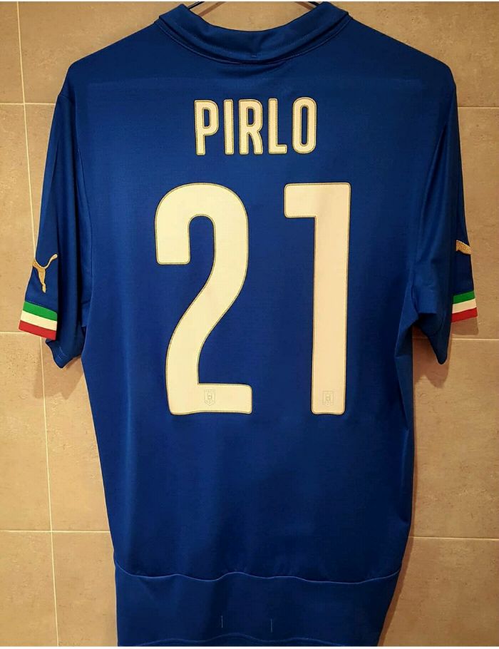 21 - Italia - Pirlo