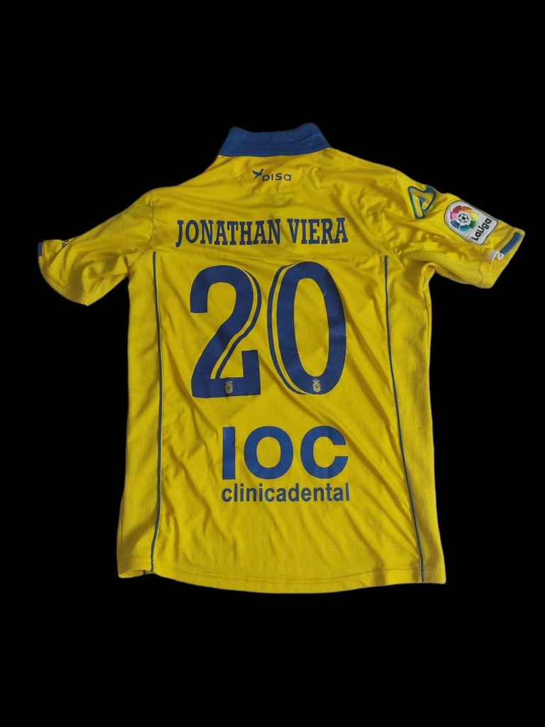 Camiseta sin nombre