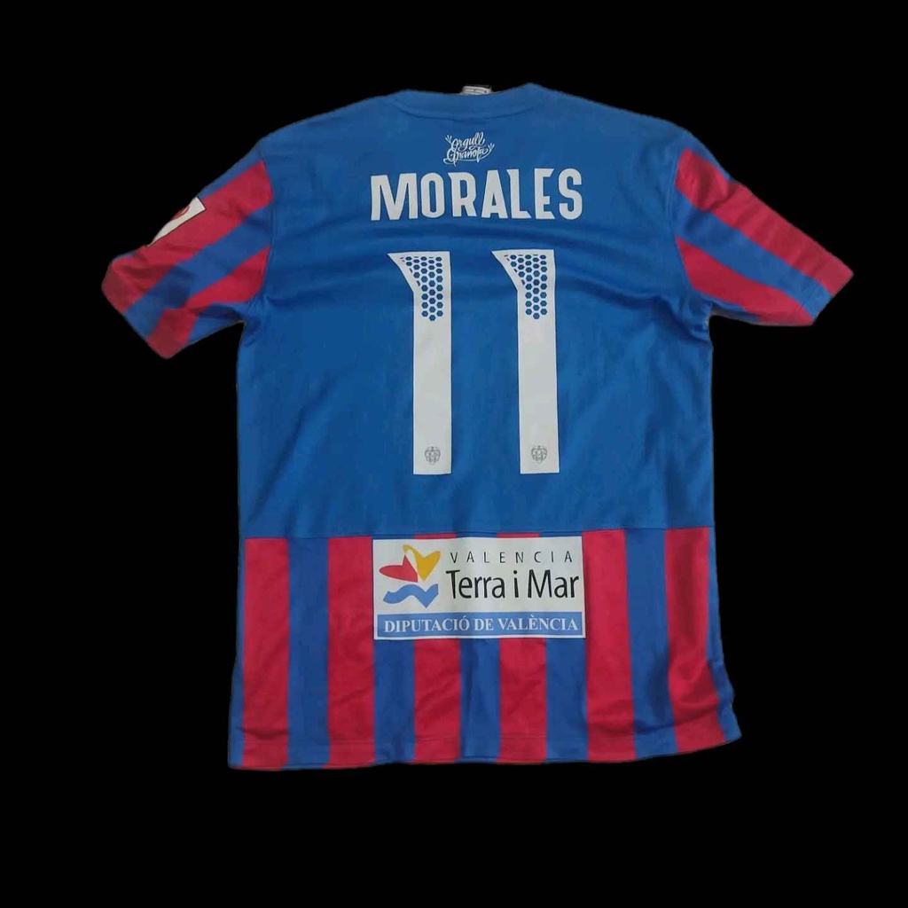 Camiseta sin nombre