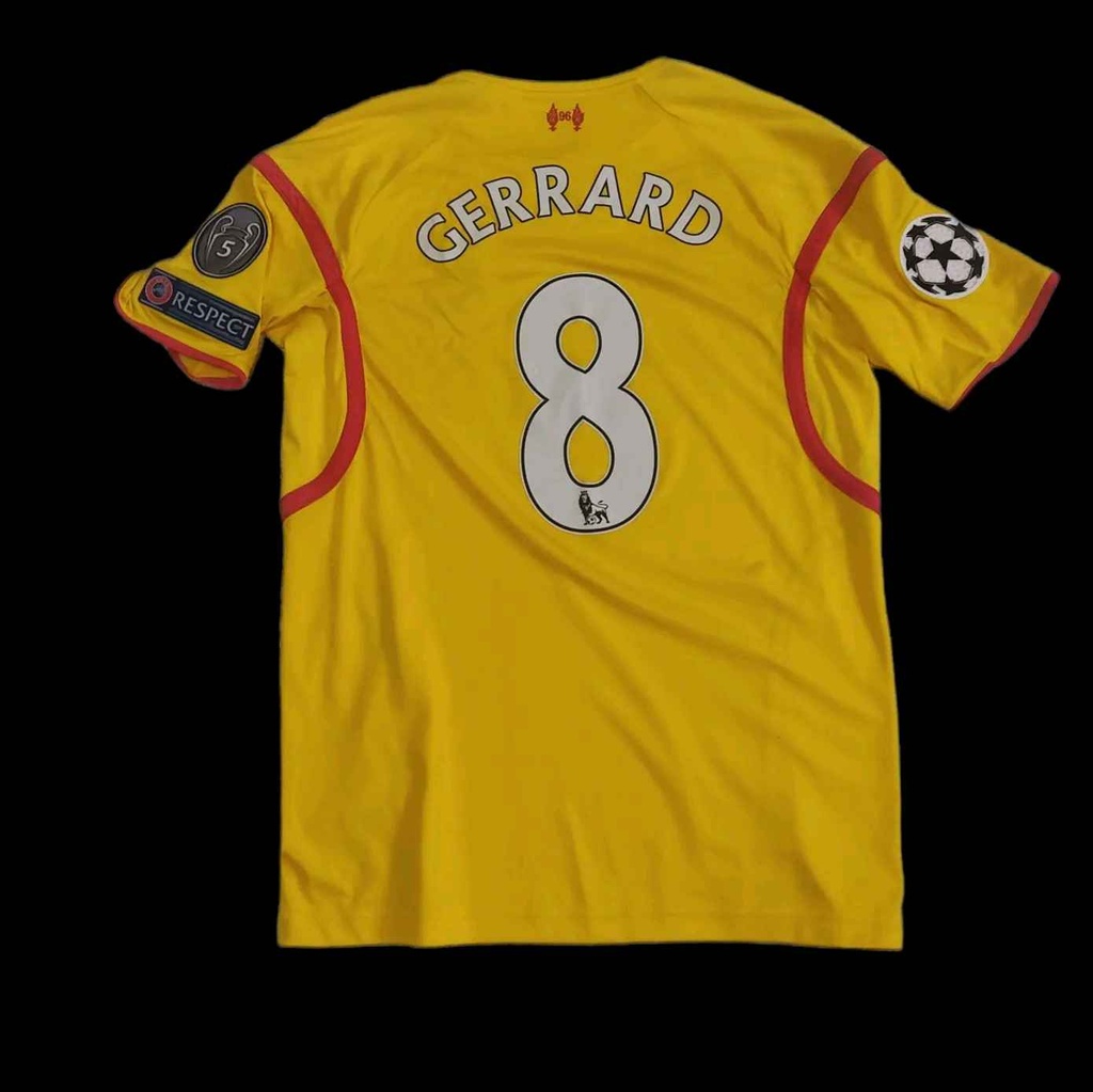 Camiseta sin nombre