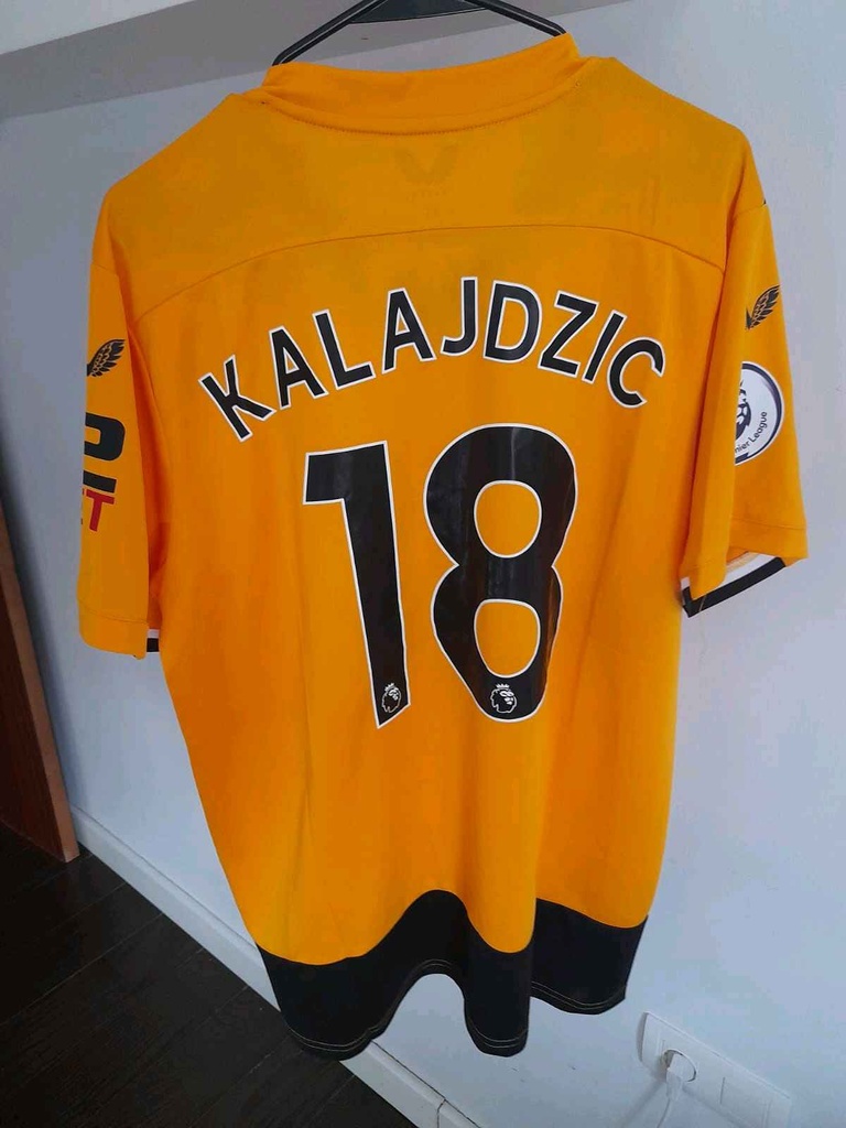 18 - Wolverhampton Wanderers Football Club - Kalajdzic