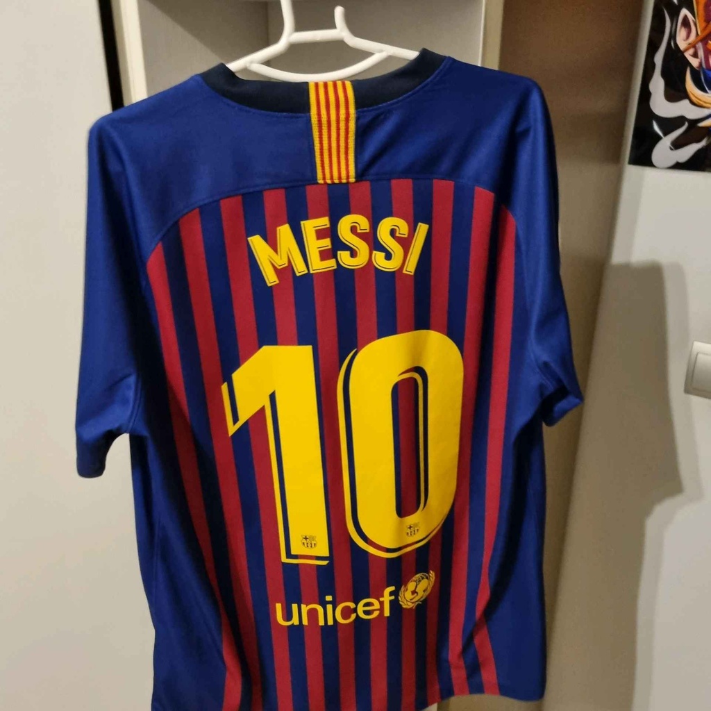 10 - FC BARCELONA - MESSI