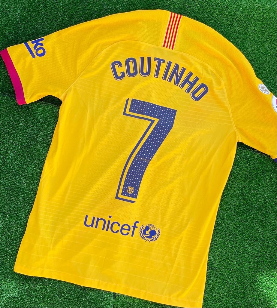 7 - FC Barcelona - COUTINHO
