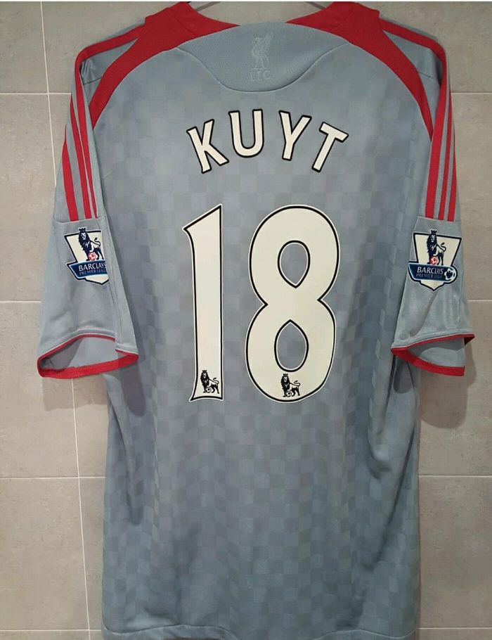 18 - Liverpool FC - Kuyt