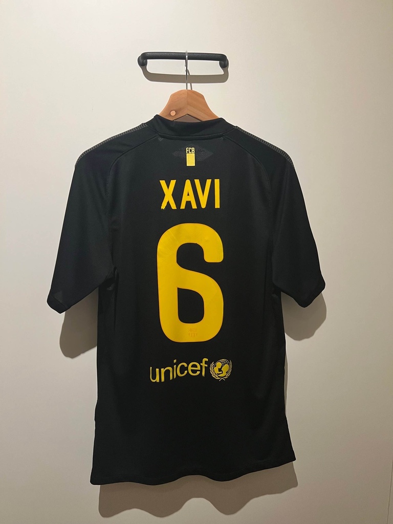 6 - Barcelona - XAVI - ID18455 - img2