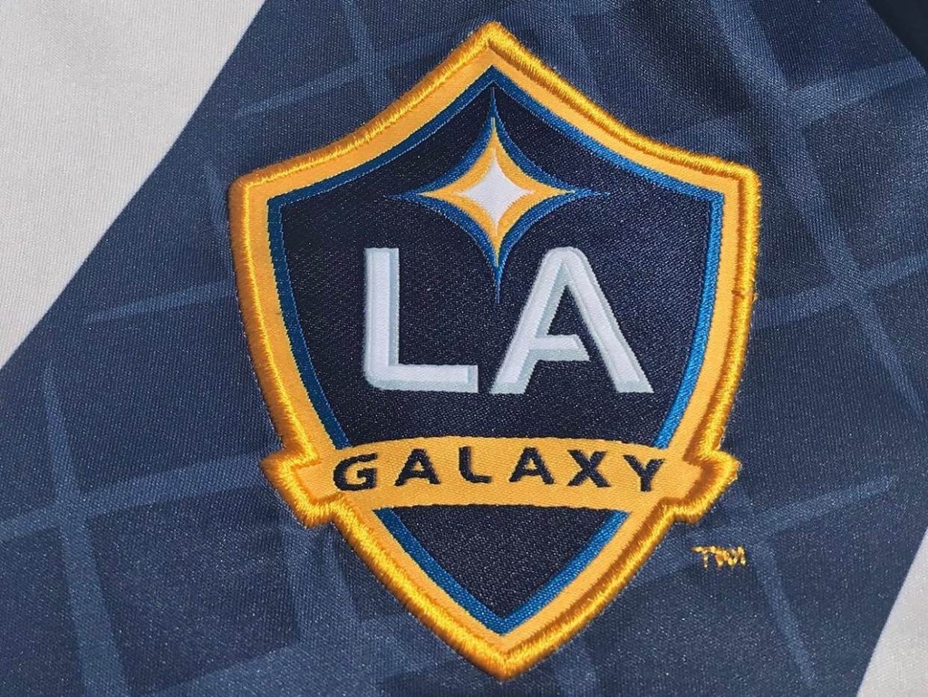 10 - Galaxy - Donovan - ID18503 - img2