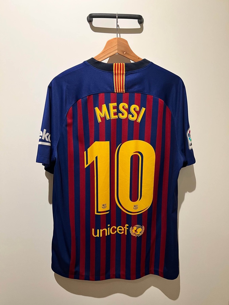 10 - Barcelona - MESSI - ID18513 - img2