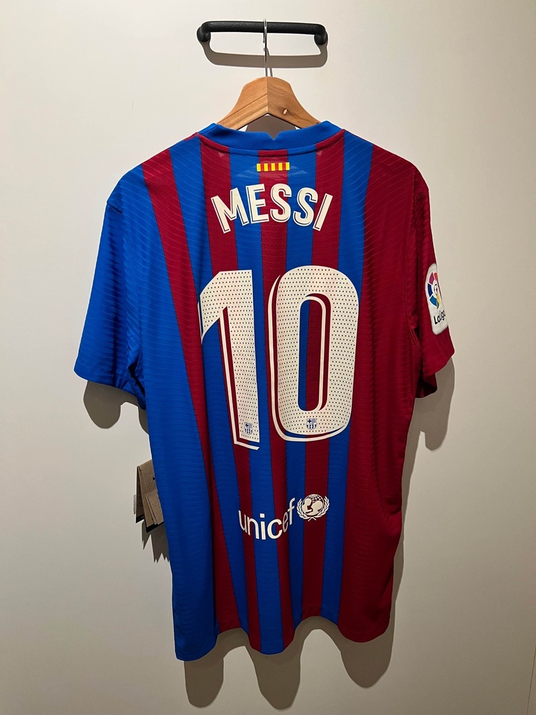 10 - Barcelona - MESSI - ID18543 - img2