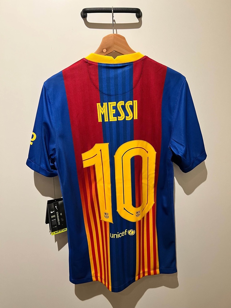 10 - Barcelona - MESSI - ID18546 - img2