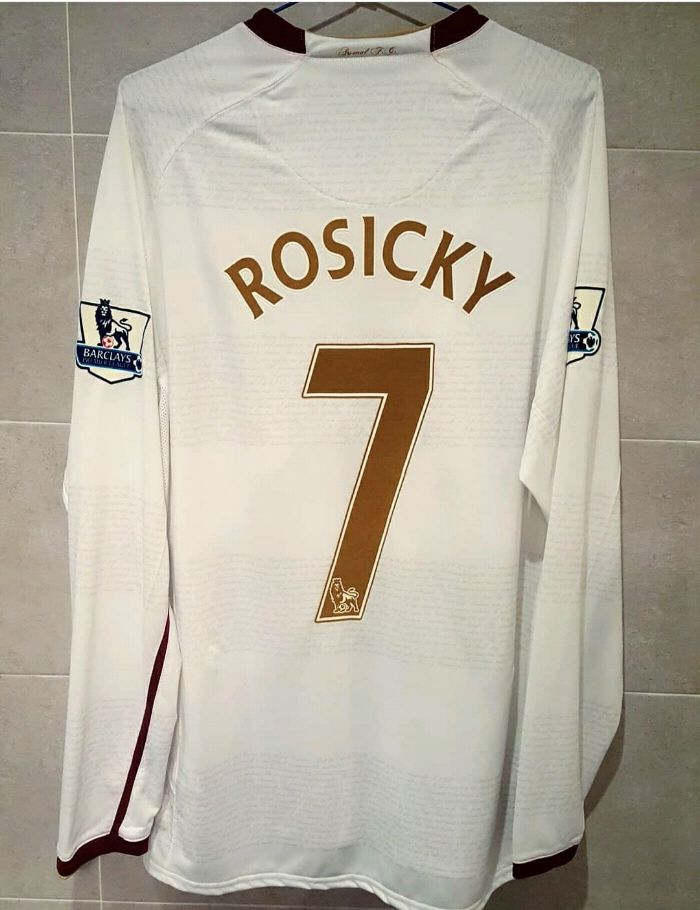 7 - Arsenal FC - Rosicky