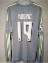 19 - Real Madrid CF - Modrić
